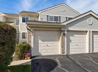 448 E Fawn Ln, Palatine, IL 60074