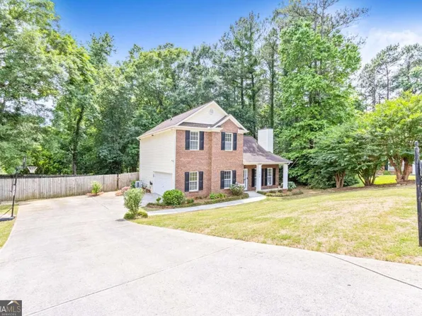 137 Candle Ln, Dallas, GA 30132