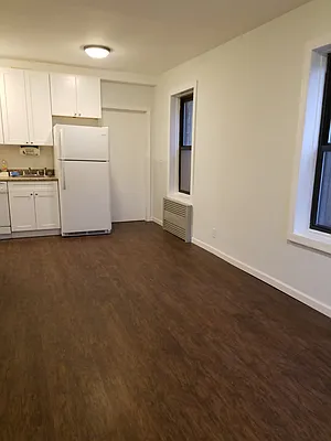 Rented by Corcoran | media 11