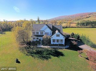 18626 Foggy Bottom Rd, Bluemont, VA 20135