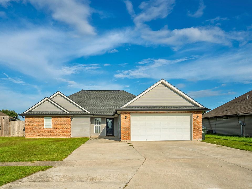 1st image of 254 Baptiste Cir