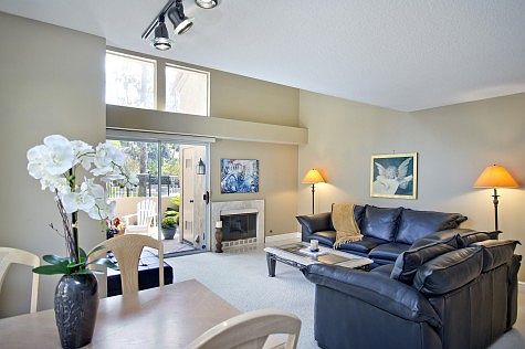 2nd image of 67 Corsica Dr