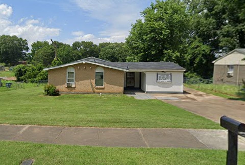 2nd image of 2184 Chattering Ln