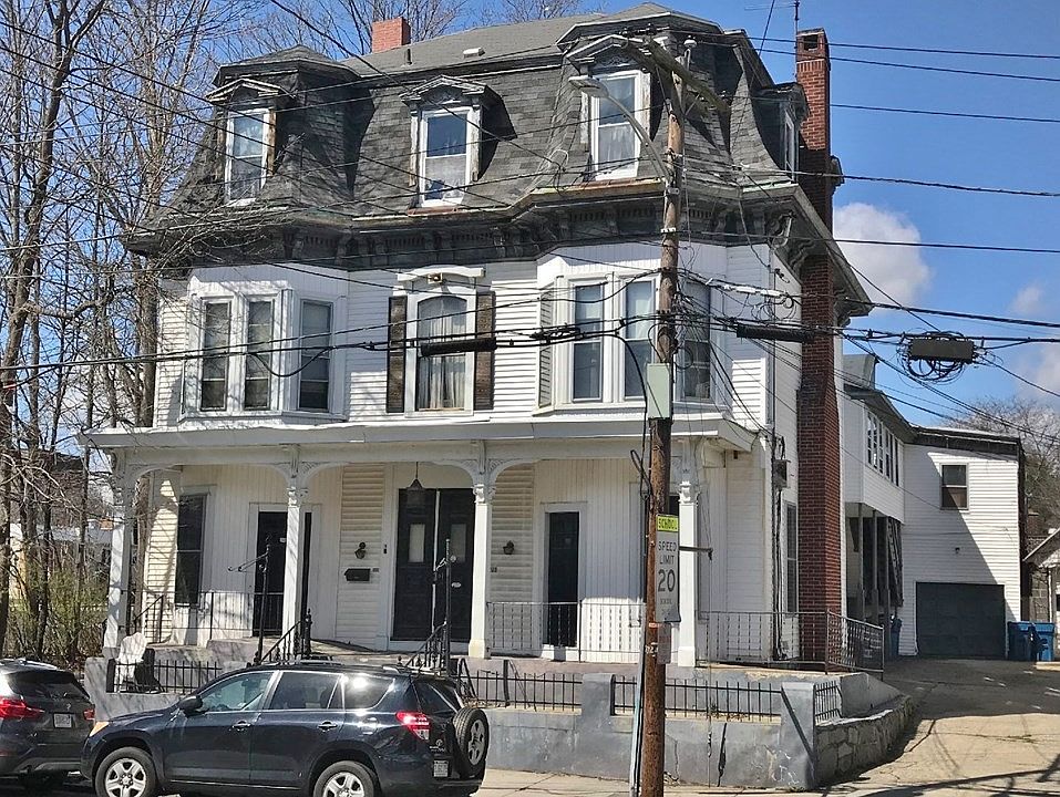 2nd image of 273 Haverhill St