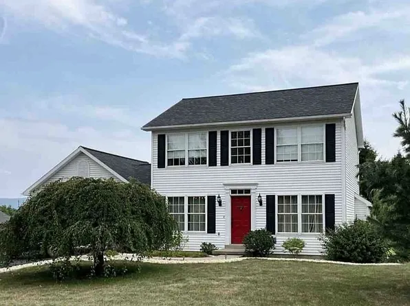 7 Woodlynn Dr, Selinsgrove, PA 17870