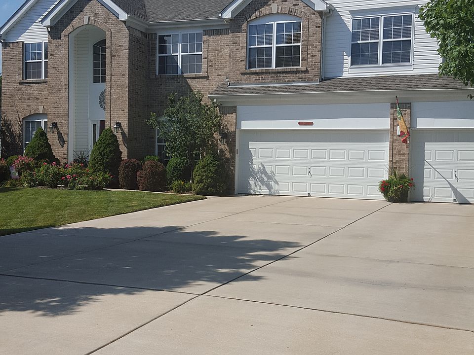 1st image of 13125 Bellerive Farm Dr