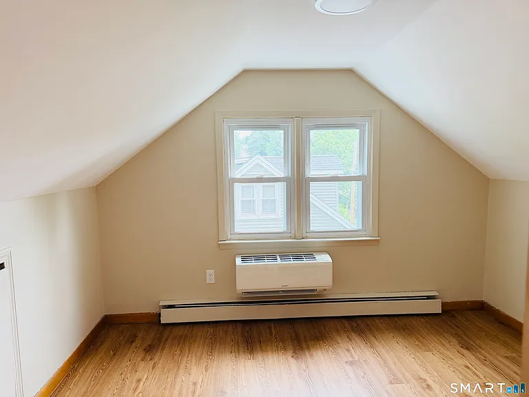 18 Dawn St — Photo 11