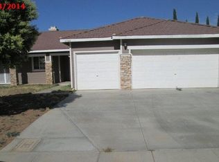 43348 Windrose Ln, Lancaster, CA 93536