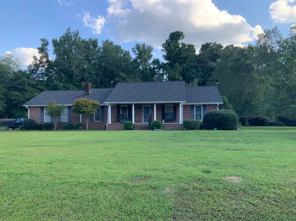 327 Bunch Ford Rd, Holly Hill, SC 29059