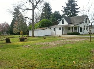 613 NE Lincoln Rd, Poulsbo, WA 98370