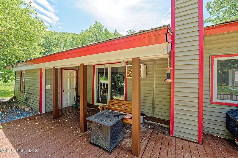 3rd image of 962 Camden Valley Road