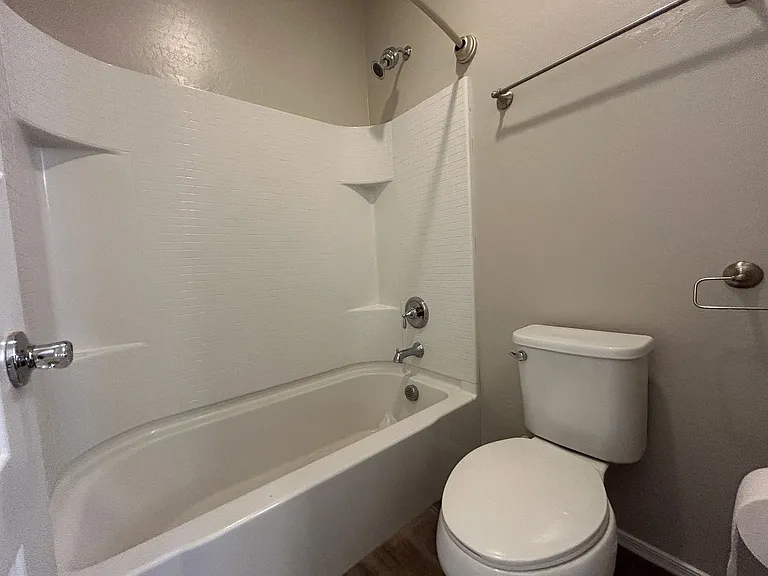 3030 E Quartz St — Photo 24