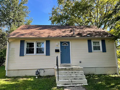 2405 Van Buren St Photo 1