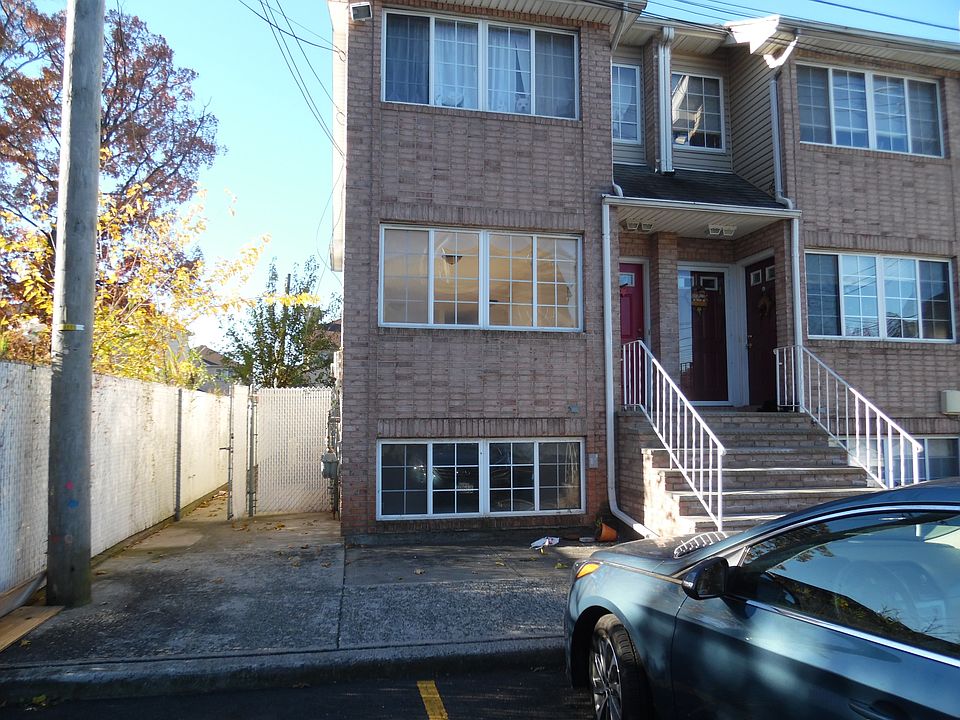 1st image of 16 Naso Ct #1