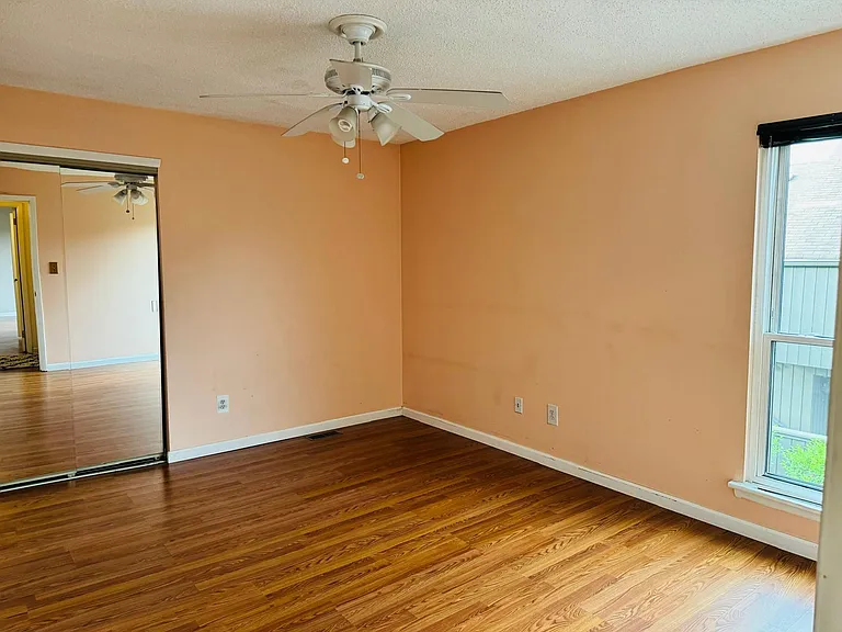 17 Westgate Dr #17 — Photo 6