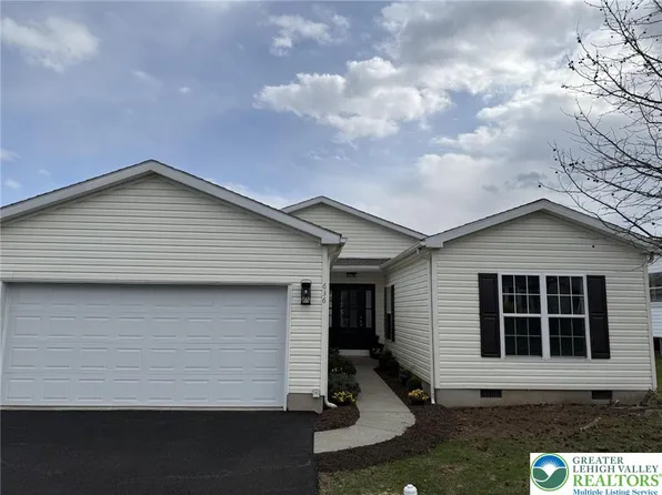 636 San Simeon Pl, Easton, PA 18040