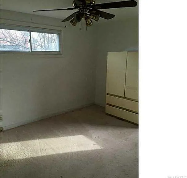 31 Addison Ave — Photo 4
