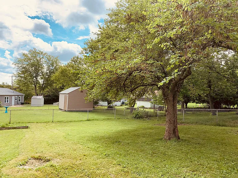 10838 Cragview Ct — Photo 12
