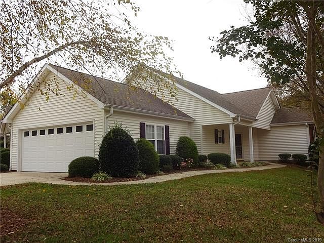 1st image of 221 Oak Village Pkwy #148