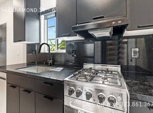 1542 Diamond St #6, San Diego, CA 92109