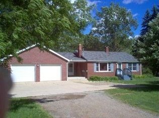 12386 State Route 44, Mantua, OH 44255