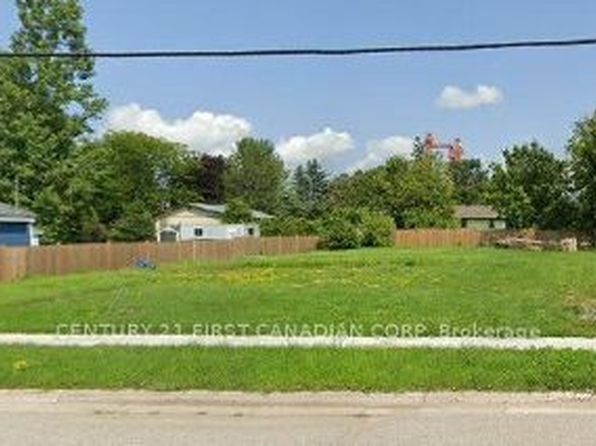 27748 Kerwood Rd, Adelaide Metcalfe, ON N0M 2B0