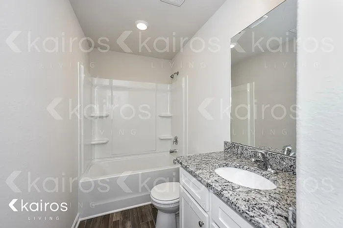 607 Wild Tulip Ct — Photo 13