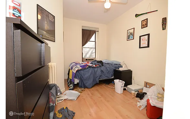 Rented by Douglas Elliman | media 22