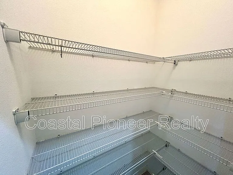 2123 Roanoke Springs Dr — Photo 8