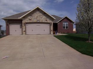 1693 E Thoroughfare Dr, Republic, MO 65738