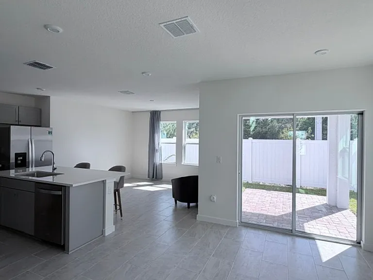 6446 Horseshoe Lane Way St — Photo 6