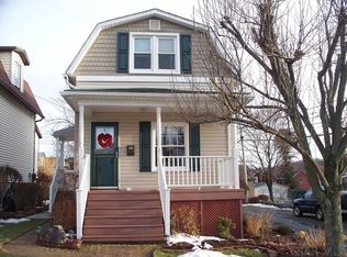 414 7th St, Windber, PA 15963