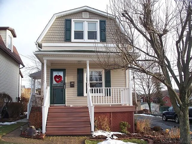 414 7th St photo 1