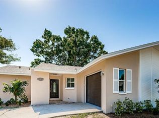 3239 Spanish Moss Ln, Palm Harbor, FL 34684