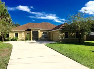 39 Pineland Ln, Palm Coast, FL 32164