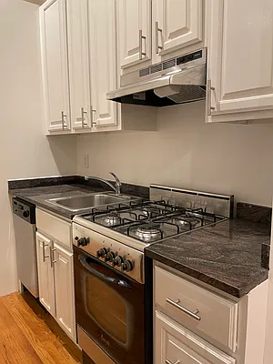 Rented by Kleier Residential | media 4