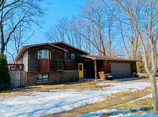 165 S Cedar St, Adams, WI 53910