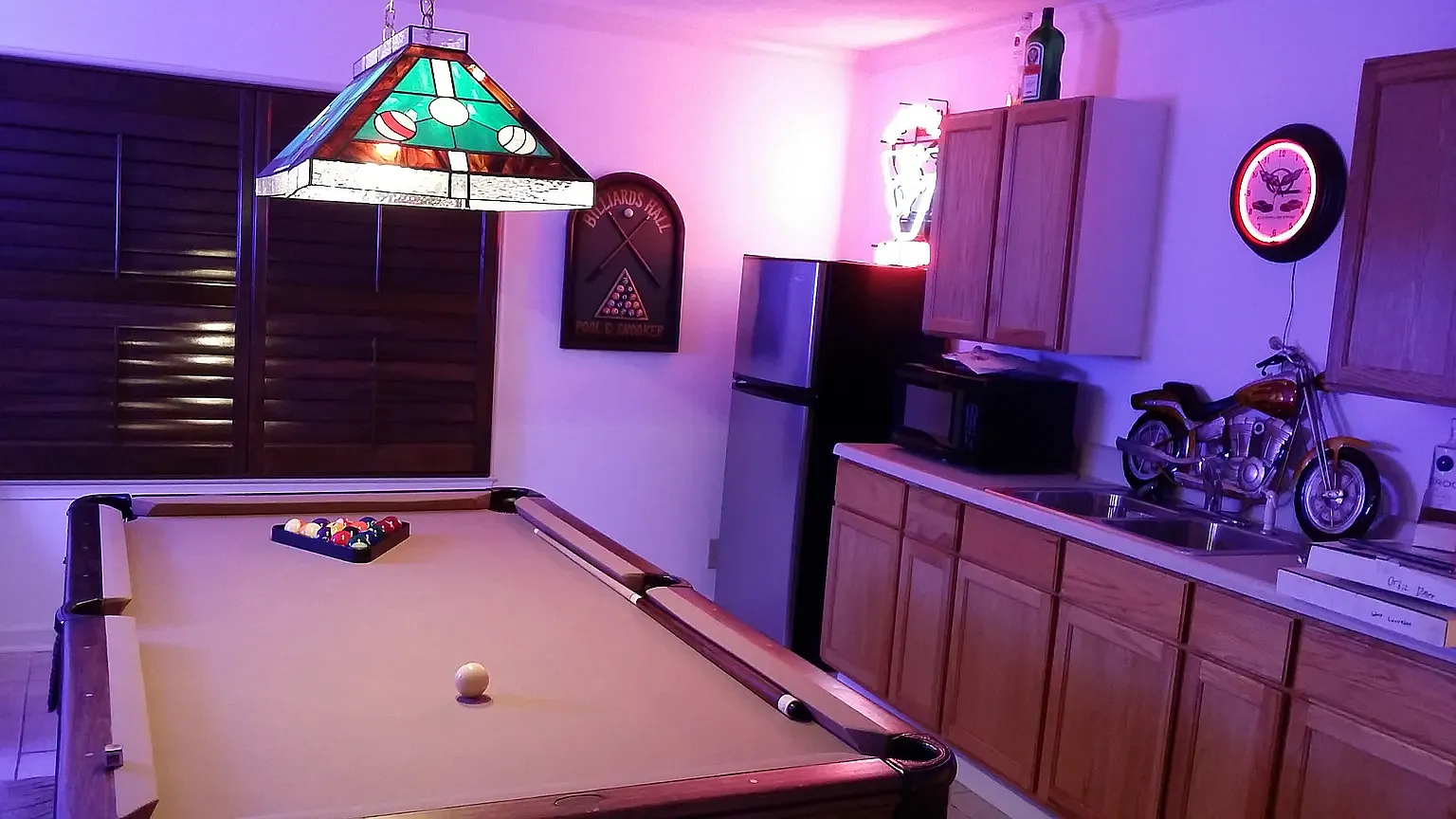 4 bed, 2400 sqft, $2,300 — Photo 3