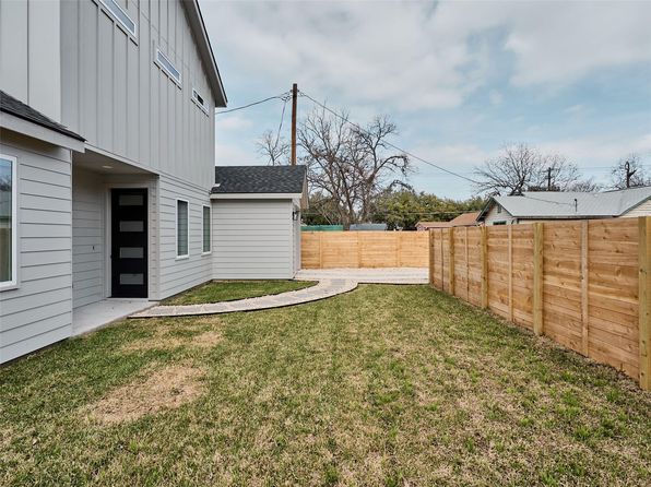 1002 Gullett St #2, Austin, TX 78702