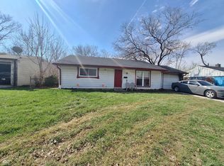 3930 Chateau Dr, Indianapolis, IN 46226