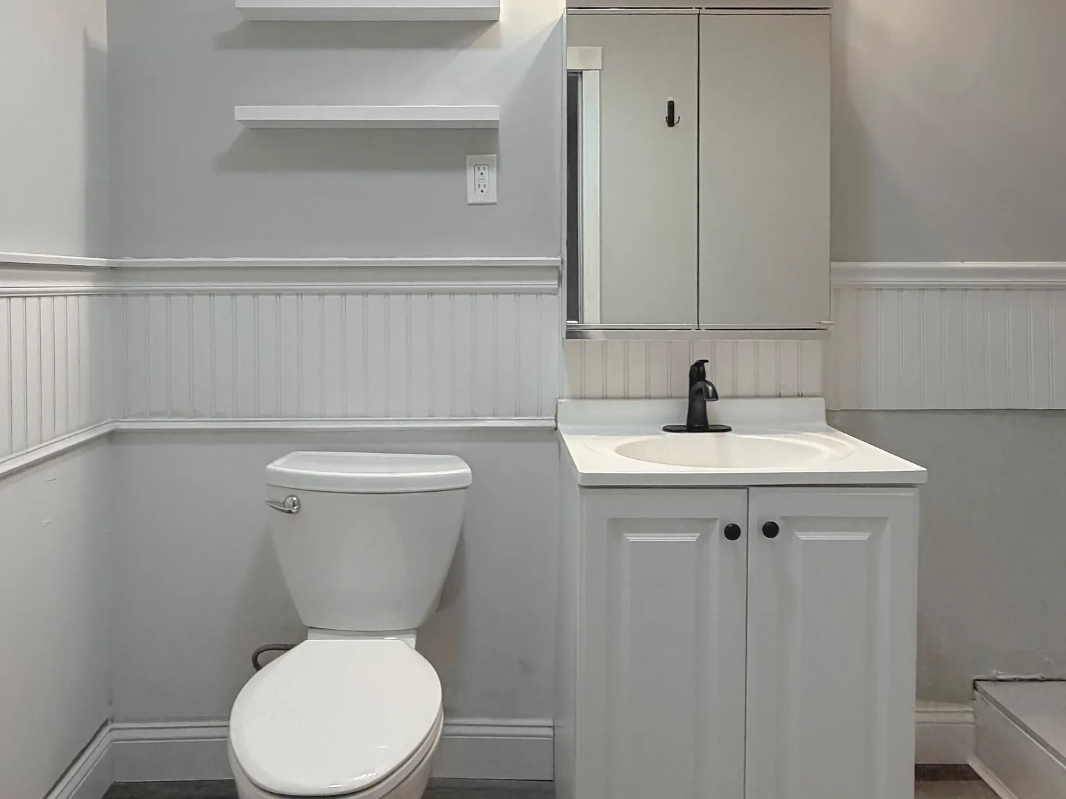 2 bed, $2,800 — Photo 1