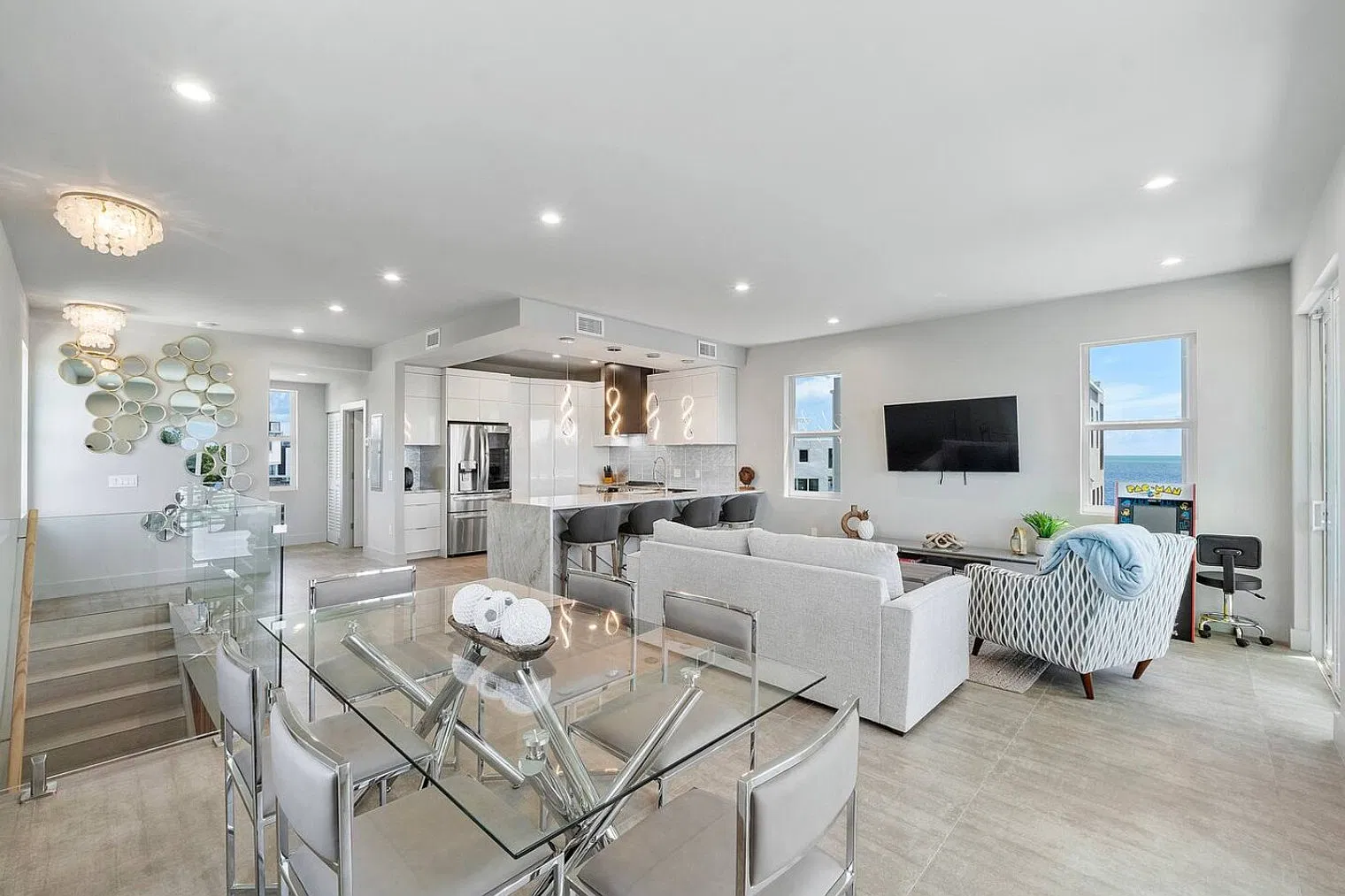 3 bed, 2.0 bath, 1797 sqft, $30,220 — Photo 3