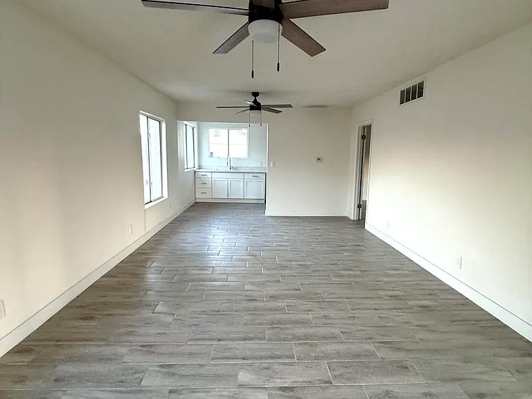 1021 E Fillmore St — Photo 6