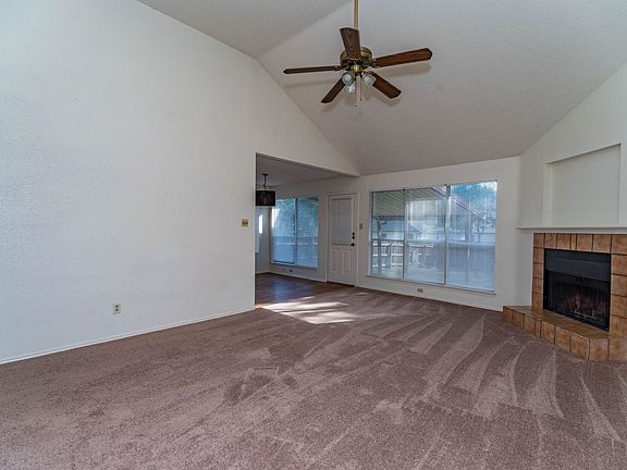 5th image of 5014 Lakebend East Dr