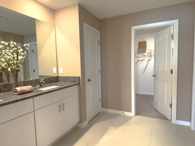 705 Dockside Dr SW — Photo 10