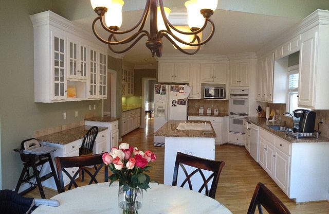 Huge Gourmet Kitchen