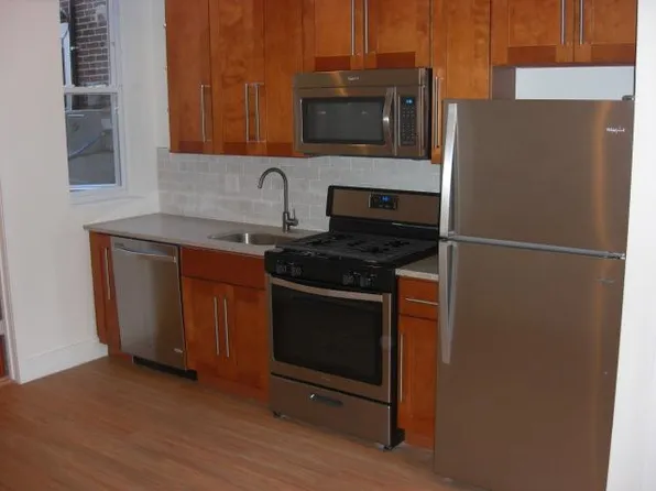 2713 W Girard Ave, Philadelphia, PA