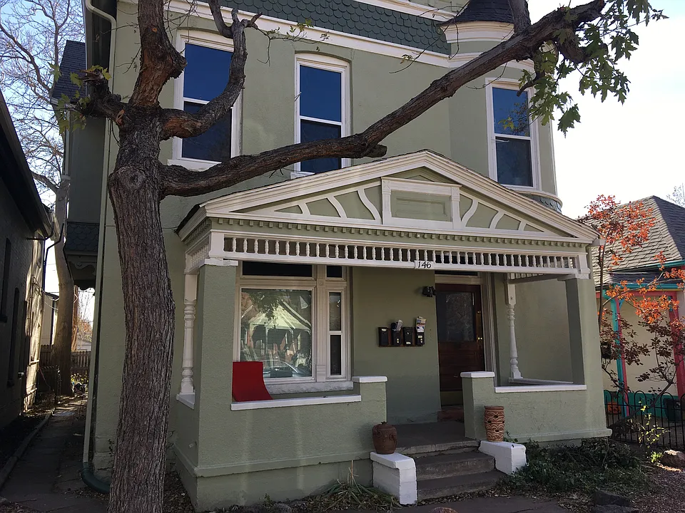 146 W Ellsworth Ave #2