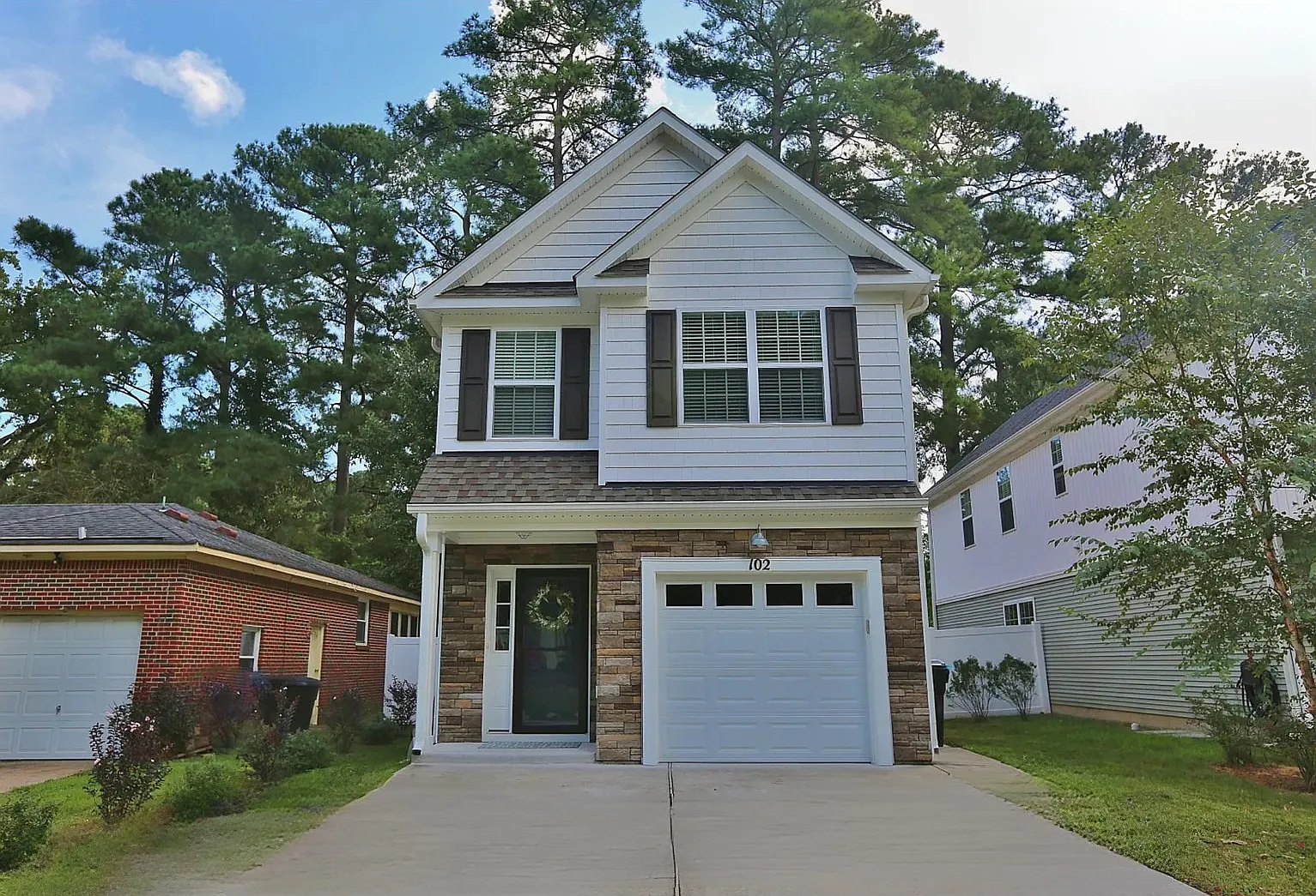 3 bed, 2.5 bath, 1714 sqft, $2,799 — Photo 1