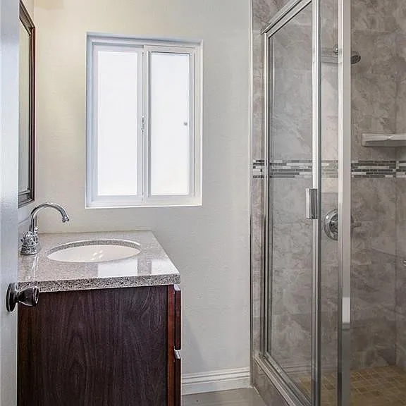1516 W Hellman Ave #B — Photo 7